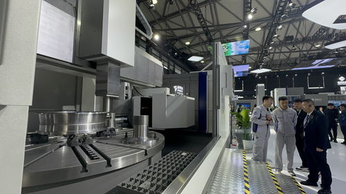 通用技術齊二機床兩款產品亮相CCMT2024，展現國產高端裝備硬實力